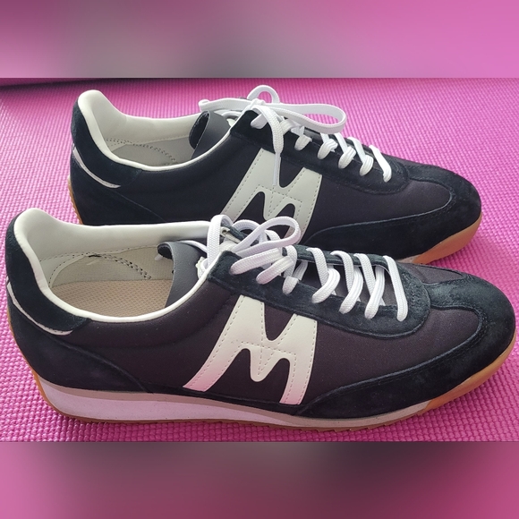 Karhu Mestari Black Sneaker - Picture 1 of 9